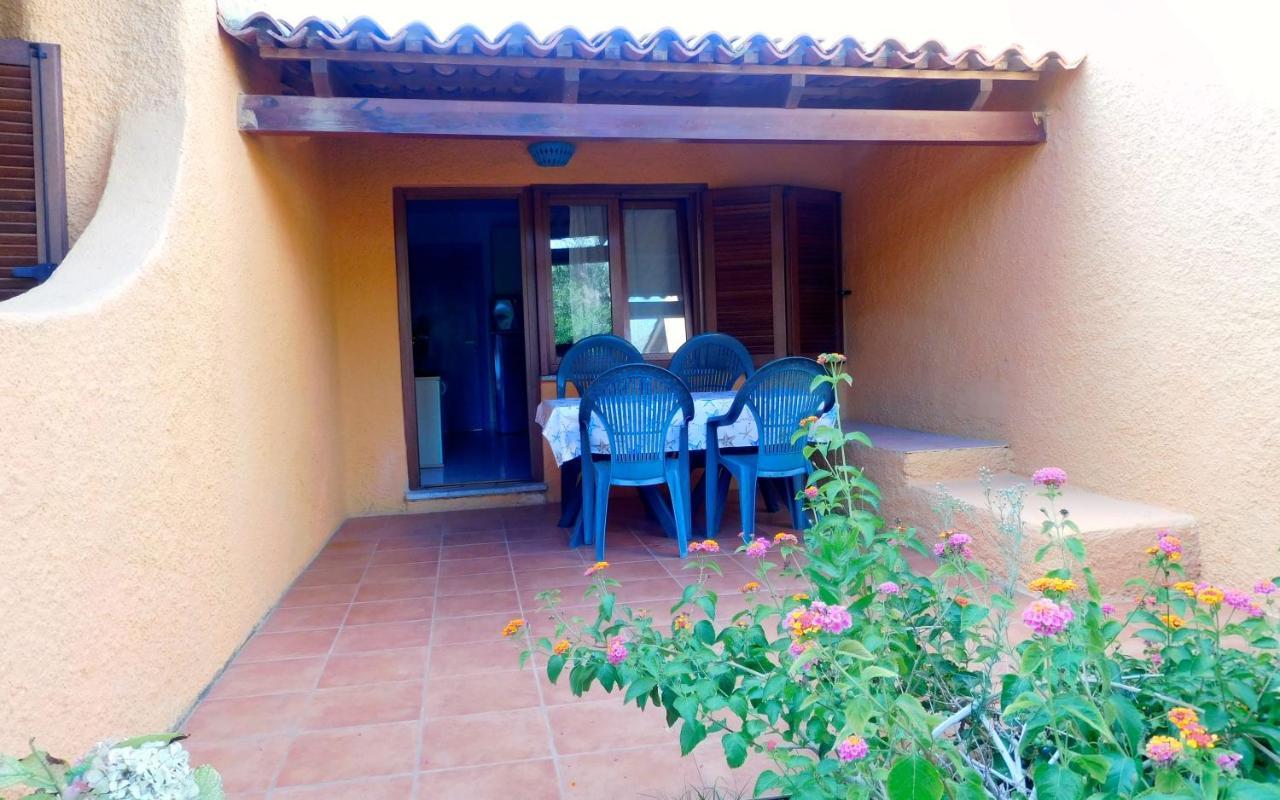 Residence La Pineta Budoni Luaran gambar