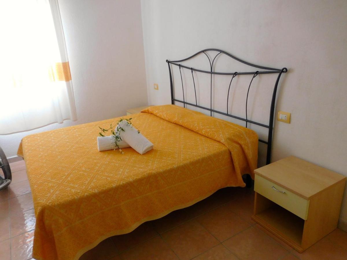 Residence La Pineta Budoni Luaran gambar