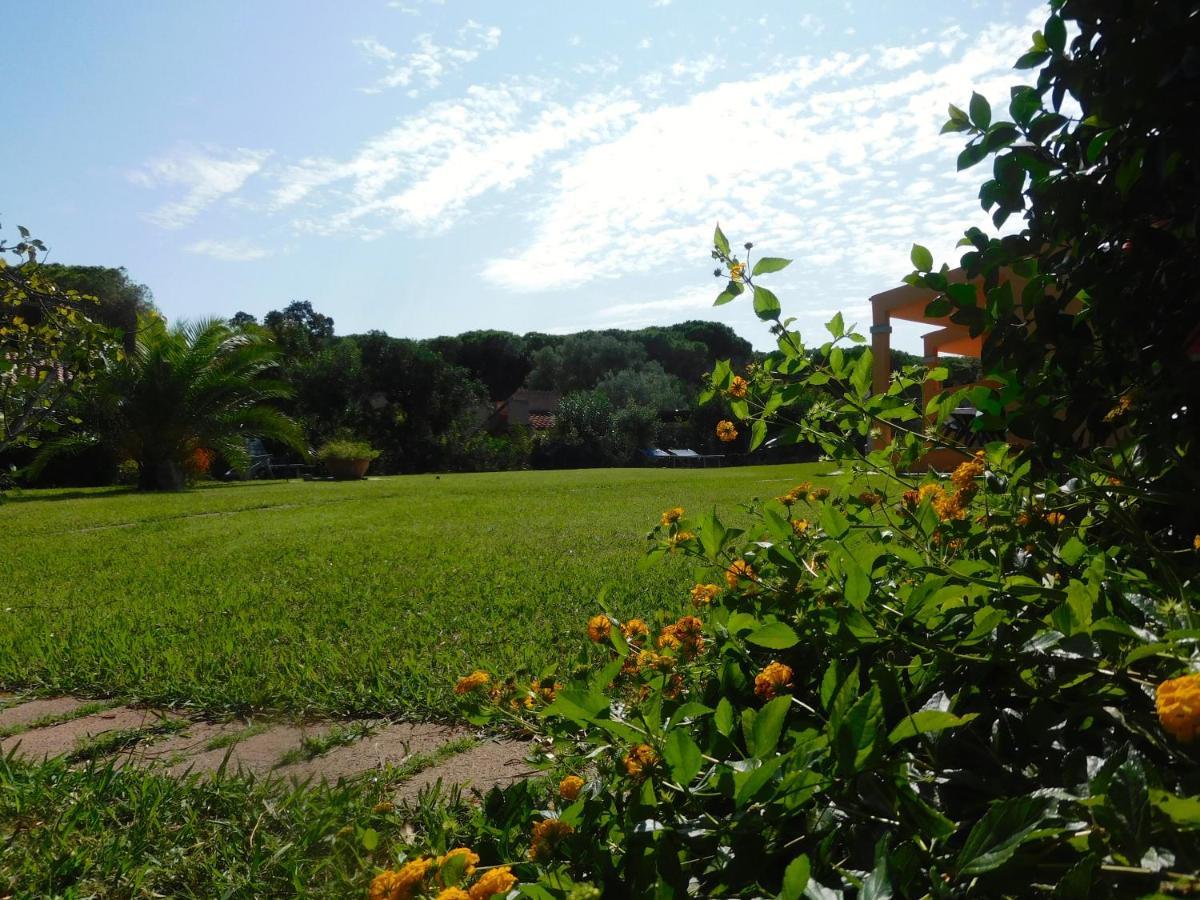 Residence La Pineta Budoni Luaran gambar
