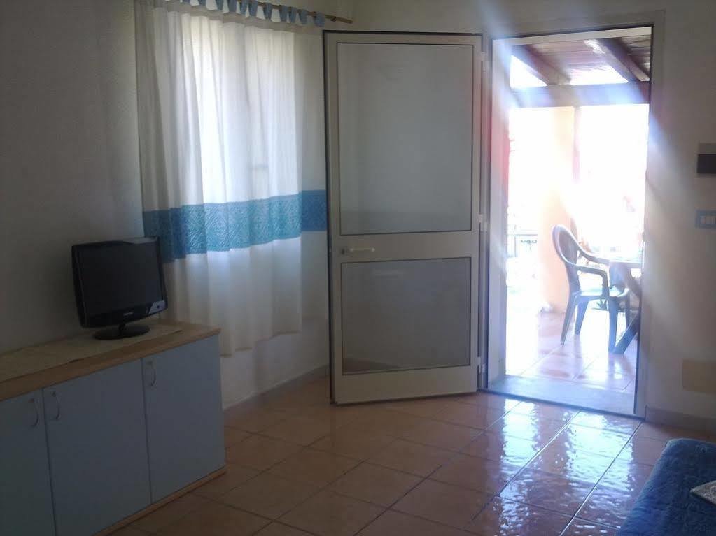 Residence La Pineta Budoni Luaran gambar